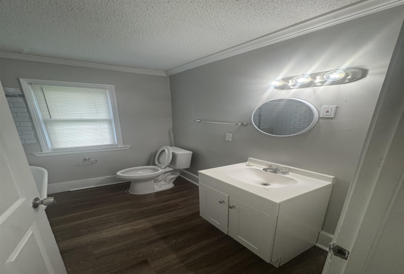 1532 BARTON ST, Memphis, Tennessee 38106, 2 Bedroom Bedrooms, 5 Room Rooms,1.1 BathroomBathrooms,Residential,For Sale,BARTON,0,10229422