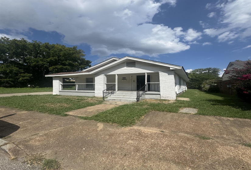 1532 BARTON ST, Memphis, Tennessee 38106, 2 Bedroom Bedrooms, 5 Room Rooms,1.1 BathroomBathrooms,Residential,For Sale,BARTON,0,10229422