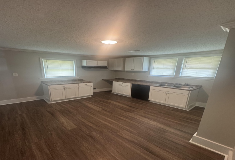 1532 BARTON ST, Memphis, Tennessee 38106, 2 Bedroom Bedrooms, 5 Room Rooms,1.1 BathroomBathrooms,Residential,For Sale,BARTON,0,10229422