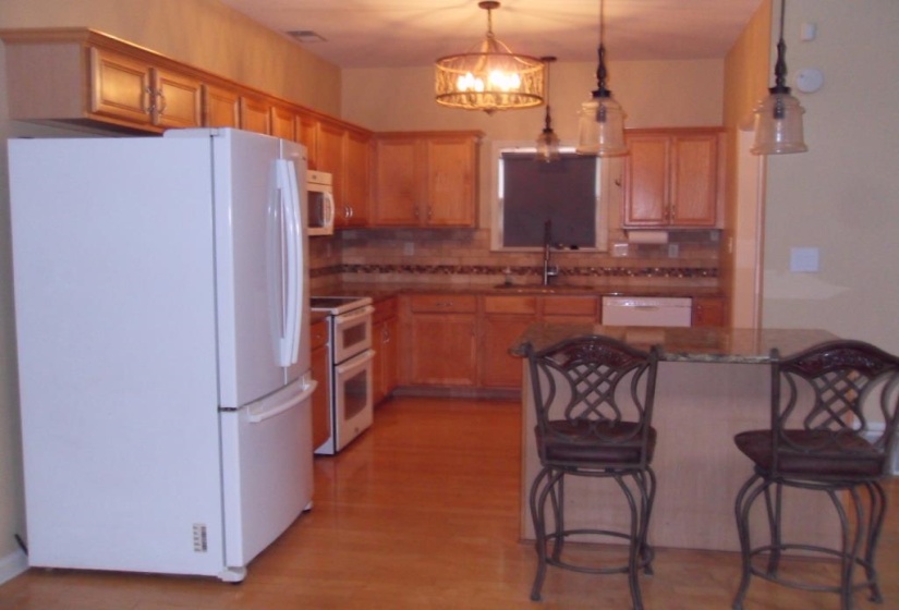 1172 HARBOR RIVER DR, Memphis, Tennessee 38103, 3 Bedroom Bedrooms, 7 Room Rooms,2.1 BathroomBathrooms,Residential,For Sale,HARBOR RIVER,0,10229423