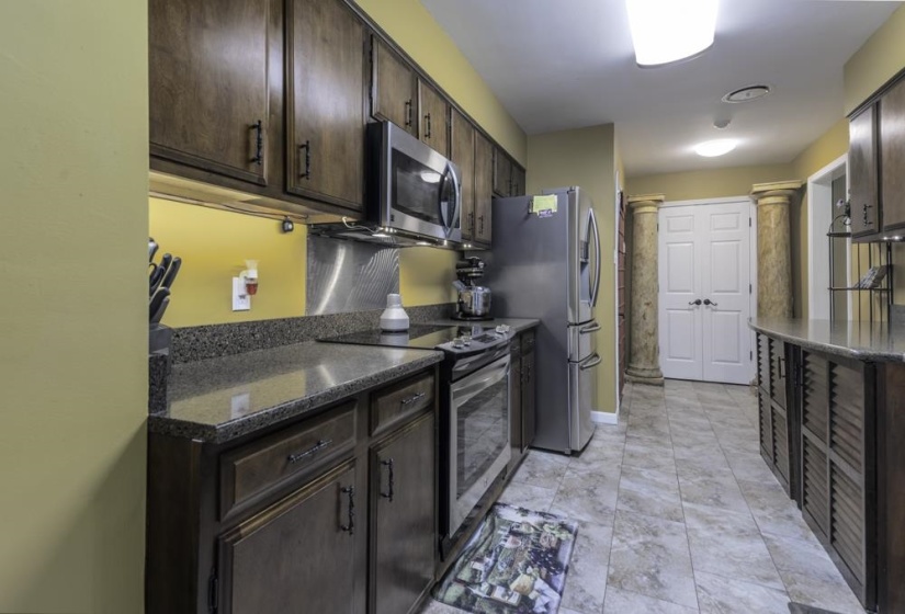 5044 WHITEWATER CV, Memphis, Tennessee 38117, 3 Bedroom Bedrooms, 7 Room Rooms,1.1 BathroomBathrooms,Residential,For Sale,WHITEWATER,0,10229424