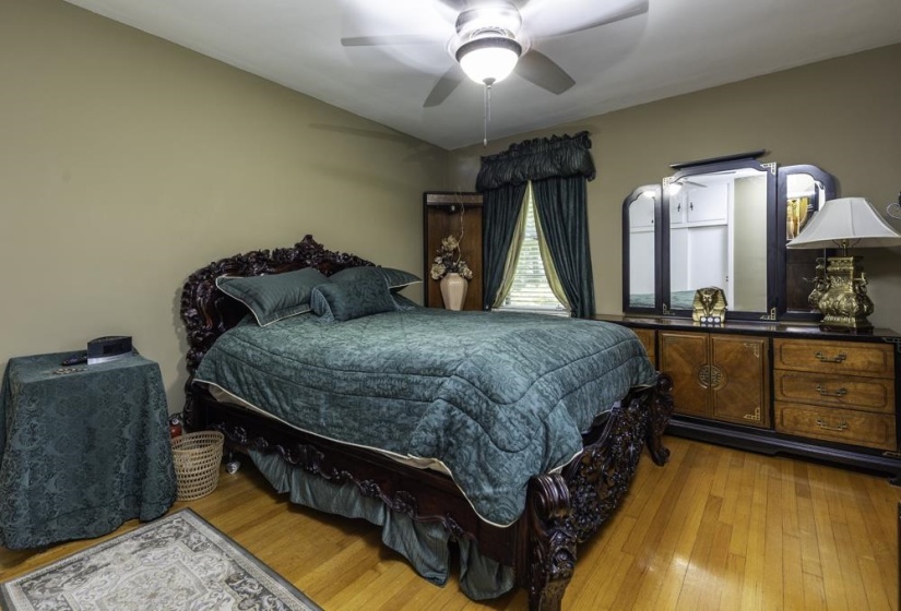 5044 WHITEWATER CV, Memphis, Tennessee 38117, 3 Bedroom Bedrooms, 7 Room Rooms,1.1 BathroomBathrooms,Residential,For Sale,WHITEWATER,0,10229424