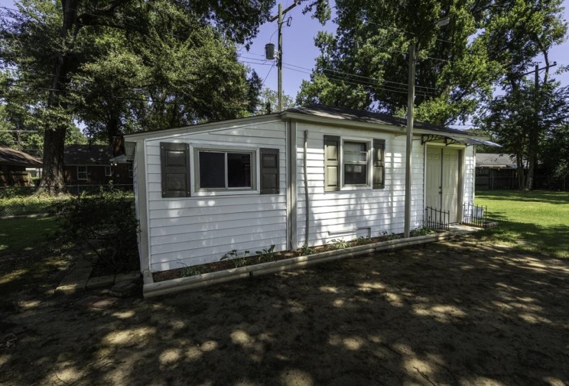 5044 WHITEWATER CV, Memphis, Tennessee 38117, 3 Bedroom Bedrooms, 7 Room Rooms,1.1 BathroomBathrooms,Residential,For Sale,WHITEWATER,0,10229424