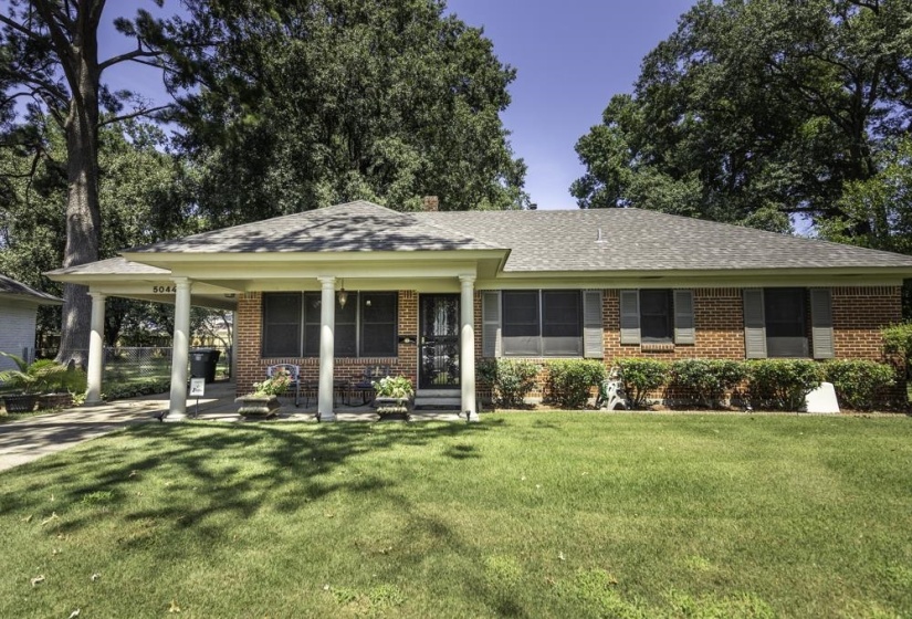 5044 WHITEWATER CV, Memphis, Tennessee 38117, 3 Bedroom Bedrooms, 7 Room Rooms,1.1 BathroomBathrooms,Residential,For Sale,WHITEWATER,0,10229424