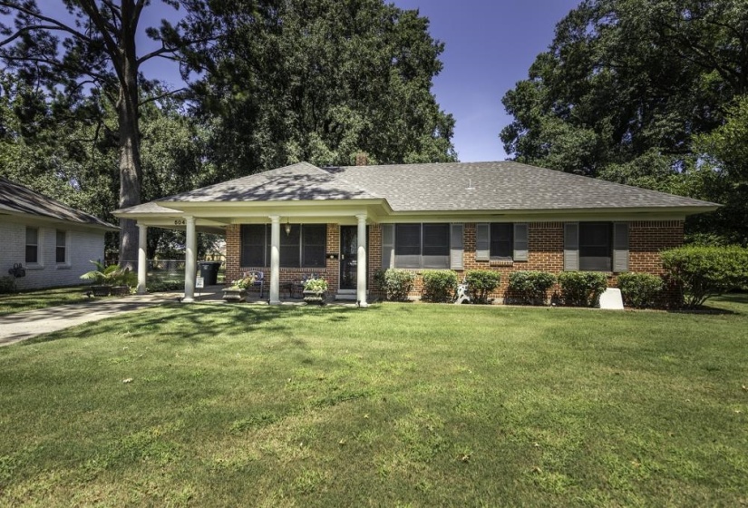 5044 WHITEWATER CV, Memphis, Tennessee 38117, 3 Bedroom Bedrooms, 7 Room Rooms,1.1 BathroomBathrooms,Residential,For Sale,WHITEWATER,0,10229424