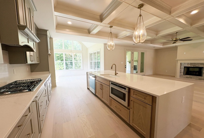328 ROLLING GROVE BLVD, Collierville, Tennessee 38017, 5 Bedroom Bedrooms, 11 Room Rooms,4.1 BathroomBathrooms,Residential,For Sale,ROLLING GROVE,0,10229427