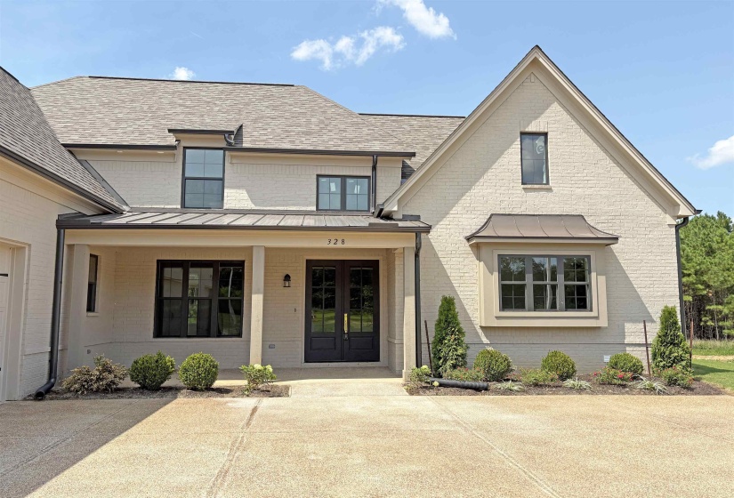328 ROLLING GROVE BLVD, Collierville, Tennessee 38017, 5 Bedroom Bedrooms, 11 Room Rooms,4.1 BathroomBathrooms,Residential,For Sale,ROLLING GROVE,0,10229427