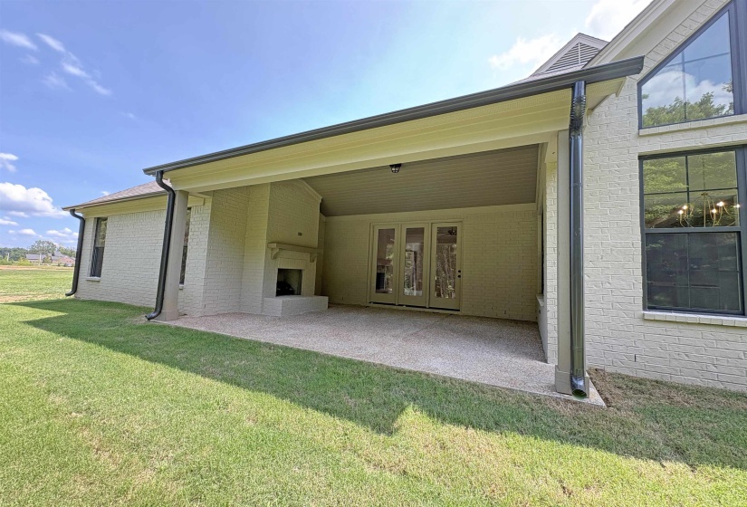328 ROLLING GROVE BLVD, Collierville, Tennessee 38017, 5 Bedroom Bedrooms, 11 Room Rooms,4.1 BathroomBathrooms,Residential,For Sale,ROLLING GROVE,0,10229427