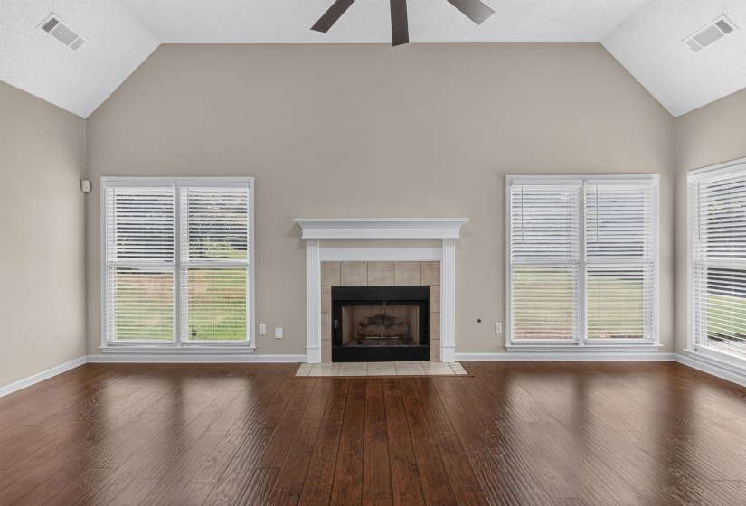 1998 WIRILY LN, Cordova, Tennessee 38016, 4 Bedroom Bedrooms, 4 Room Rooms,2.1 BathroomBathrooms,Residential,For Sale,WIRILY,0,10229438