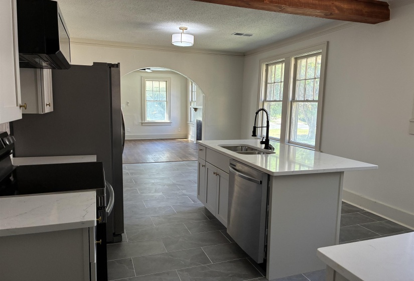 3524 AUTUMN AVE, Memphis, Tennessee 38122, 2 Bedroom Bedrooms, 5 Room Rooms,1 BathroomBathrooms,Residential,For Sale,AUTUMN,0,10229439