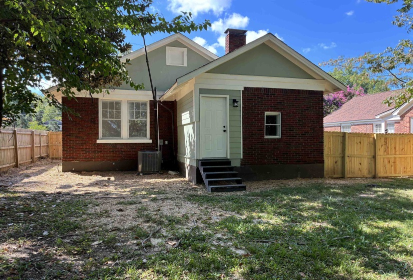 3524 AUTUMN AVE, Memphis, Tennessee 38122, 2 Bedroom Bedrooms, 5 Room Rooms,1 BathroomBathrooms,Residential,For Sale,AUTUMN,0,10229439