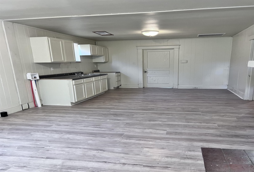 318 CAMBRIDGE AVE, Memphis, Tennessee 38106, 3 Bedroom Bedrooms, 5 Room Rooms,1 BathroomBathrooms,Residential,For Sale,CAMBRIDGE,0,10229442