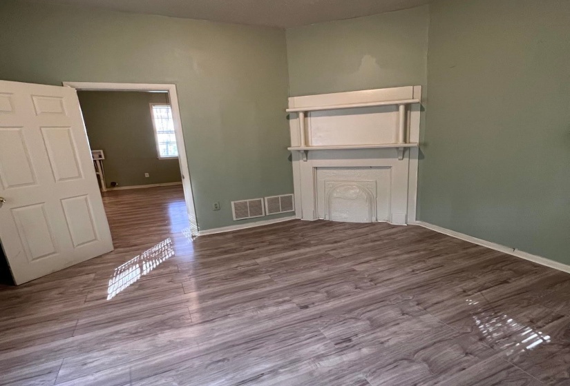 1409 ADELAIDE ST, Memphis, Tennessee 38106, 2 Bedroom Bedrooms, 4 Room Rooms,1 BathroomBathrooms,Residential,For Sale,ADELAIDE,0,10229446