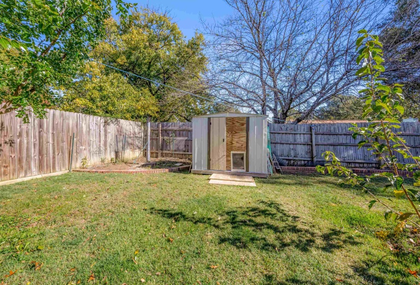 3968 WANDERING DR, Memphis, Tennessee 38115, 3 Bedroom Bedrooms, 6 Room Rooms,2 BathroomBathrooms,Residential,For Sale,WANDERING,0,10229452