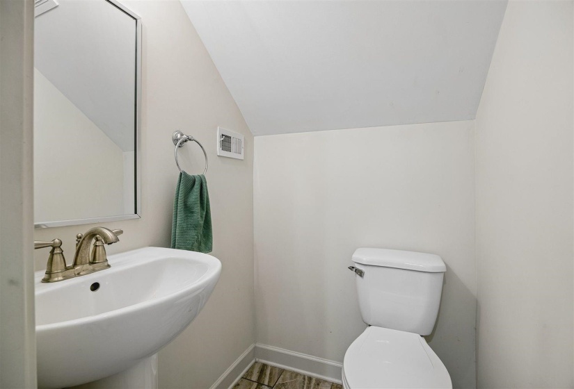 8970 FARMOOR RD, Germantown, Tennessee 38139, 6 Bedroom Bedrooms, 3 Room Rooms,4.1 BathroomBathrooms,Residential,For Sale,FARMOOR,0,10229456