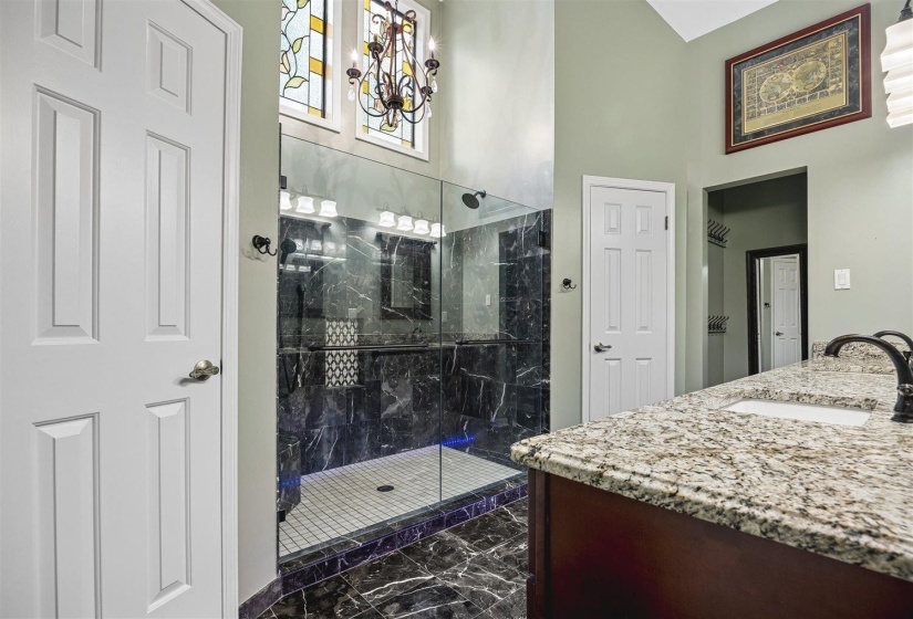 8970 FARMOOR RD, Germantown, Tennessee 38139, 6 Bedroom Bedrooms, 3 Room Rooms,4.1 BathroomBathrooms,Residential,For Sale,FARMOOR,0,10229456