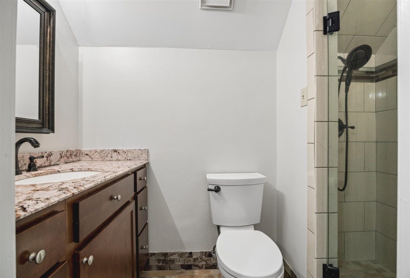 8970 FARMOOR RD, Germantown, Tennessee 38139, 6 Bedroom Bedrooms, 3 Room Rooms,4.1 BathroomBathrooms,Residential,For Sale,FARMOOR,0,10229456