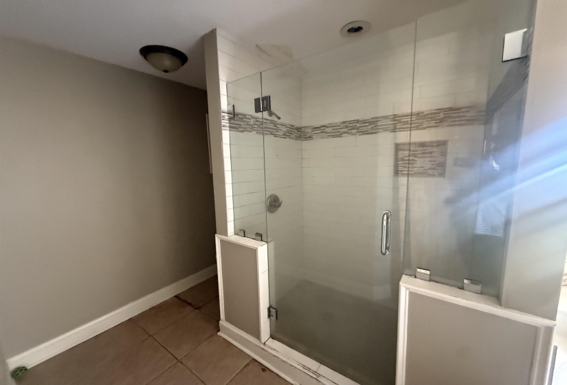 86 WALNUT BEND DR, Memphis, Tennessee 38018, 3 Bedroom Bedrooms, 7 Room Rooms,2.1 BathroomBathrooms,Residential,For Sale,WALNUT BEND,0,10229459