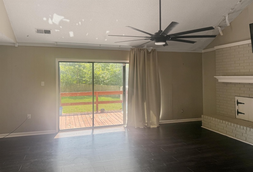 86 WALNUT BEND DR, Memphis, Tennessee 38018, 3 Bedroom Bedrooms, 7 Room Rooms,2.1 BathroomBathrooms,Residential,For Sale,WALNUT BEND,0,10229459