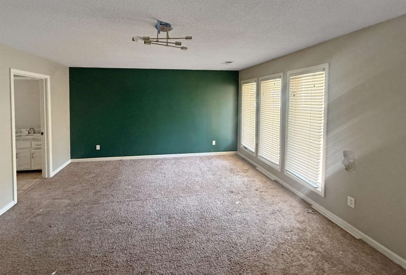 86 WALNUT BEND DR, Memphis, Tennessee 38018, 3 Bedroom Bedrooms, 7 Room Rooms,2.1 BathroomBathrooms,Residential,For Sale,WALNUT BEND,0,10229459