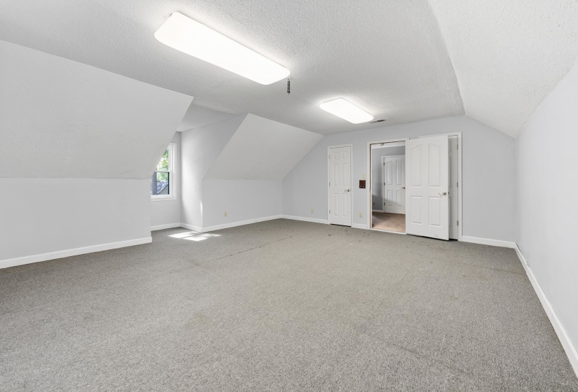 245 NORSEMAN DR, Memphis, Tennessee 38018, 5 Bedroom Bedrooms, 11 Room Rooms,3.1 BathroomBathrooms,Residential,For Sale,NORSEMAN,0,10229463