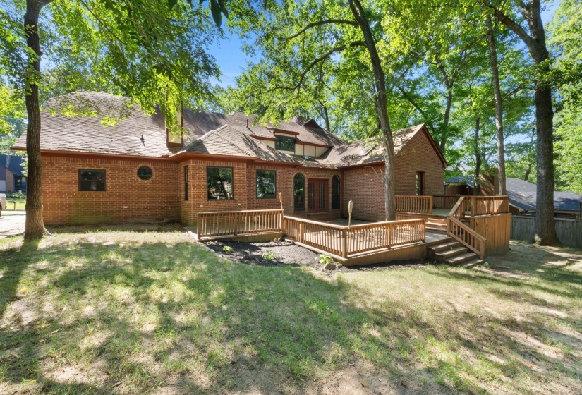 245 NORSEMAN DR, Memphis, Tennessee 38018, 5 Bedroom Bedrooms, 11 Room Rooms,3.1 BathroomBathrooms,Residential,For Sale,NORSEMAN,0,10229463