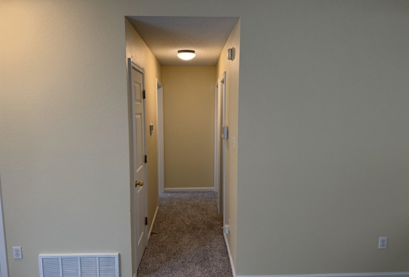 4921 TOP NOTCH LOOP, Unicorp/Memphis, Tennessee 38125, 3 Bedroom Bedrooms, 6 Room Rooms,2 BathroomBathrooms,Residential,For Sale,TOP NOTCH,0,10229465