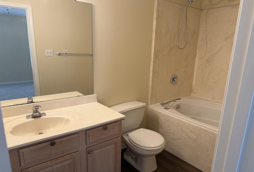 4921 TOP NOTCH LOOP, Unicorp/Memphis, Tennessee 38125, 3 Bedroom Bedrooms, 6 Room Rooms,2 BathroomBathrooms,Residential,For Sale,TOP NOTCH,0,10229465