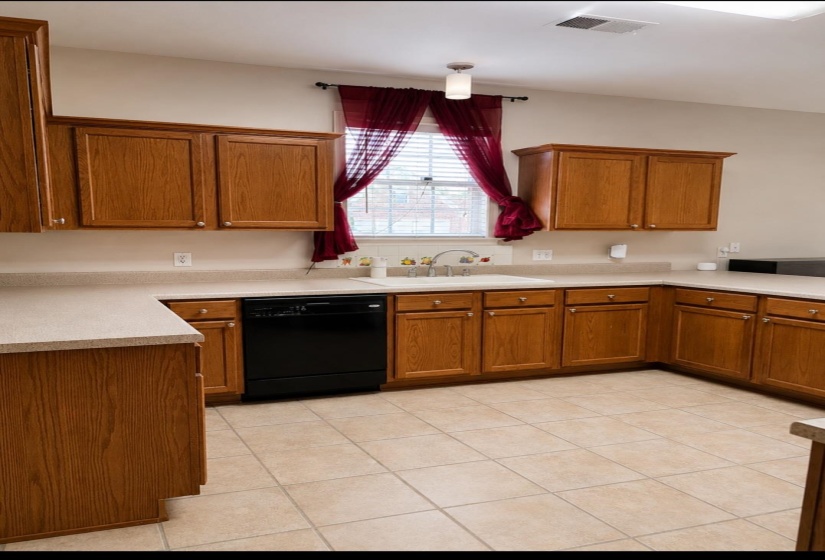 1461 FARMYARD CV, Unincorporated, Tennessee 38016, 4 Bedroom Bedrooms, 9 Room Rooms,3 BathroomBathrooms,Residential,For Sale,FARMYARD,0,10229467