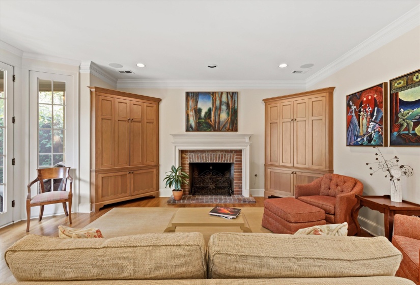 1602 CLANLO DR, Memphis, Tennessee 38104, 3 Bedroom Bedrooms, 8 Room Rooms,3.1 BathroomBathrooms,Residential,For Sale,CLANLO,0,10229470