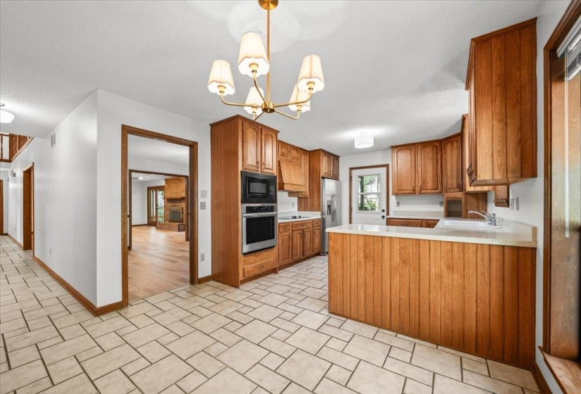 375 SHERBURNE CV, Memphis, Tennessee 38018, 4 Bedroom Bedrooms, 9 Room Rooms,2.1 BathroomBathrooms,Residential,For Sale,SHERBURNE,0,10229472