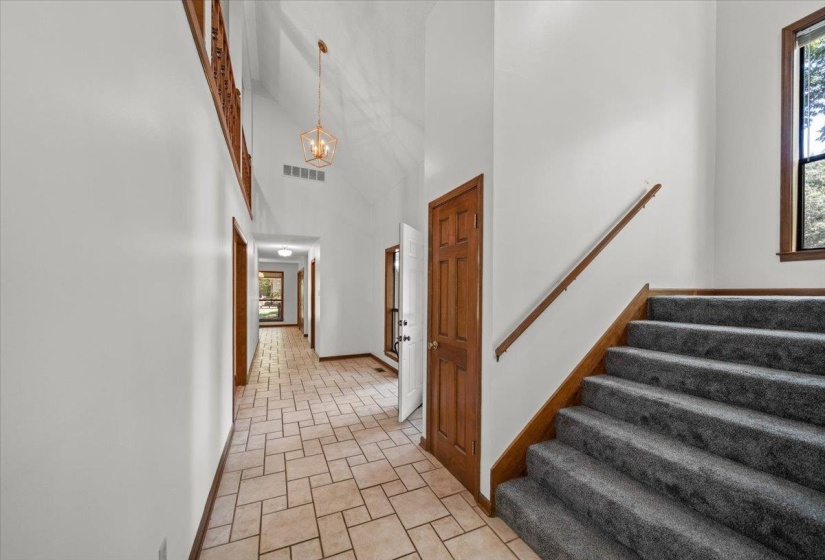 375 SHERBURNE CV, Memphis, Tennessee 38018, 4 Bedroom Bedrooms, 9 Room Rooms,2.1 BathroomBathrooms,Residential,For Sale,SHERBURNE,0,10229472