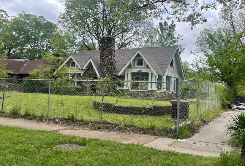439 PARKWAY AVE, Memphis, Tennessee 38106, 3 Bedroom Bedrooms, 6 Room Rooms,1 BathroomBathrooms,Residential,For Sale,PARKWAY,0,10229474