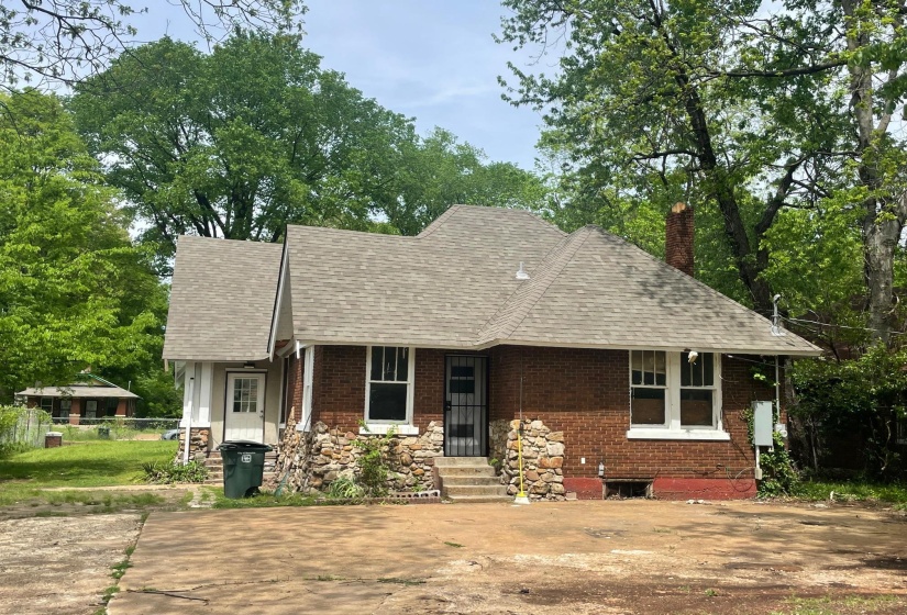 439 PARKWAY AVE, Memphis, Tennessee 38106, 3 Bedroom Bedrooms, 6 Room Rooms,1 BathroomBathrooms,Residential,For Sale,PARKWAY,0,10229474