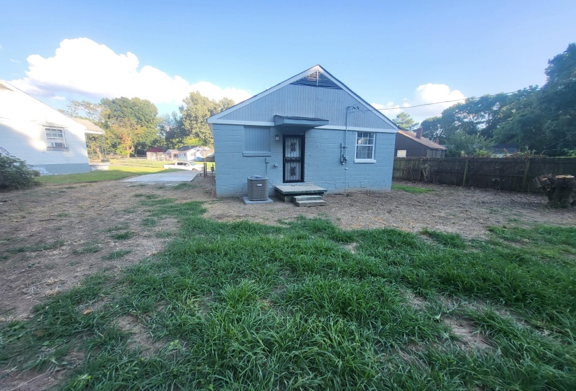 1984 DIANNE CIR, Memphis, Tennessee 38114, 2 Bedroom Bedrooms, 5 Room Rooms,1 BathroomBathrooms,Residential,For Sale,DIANNE,0,10229480