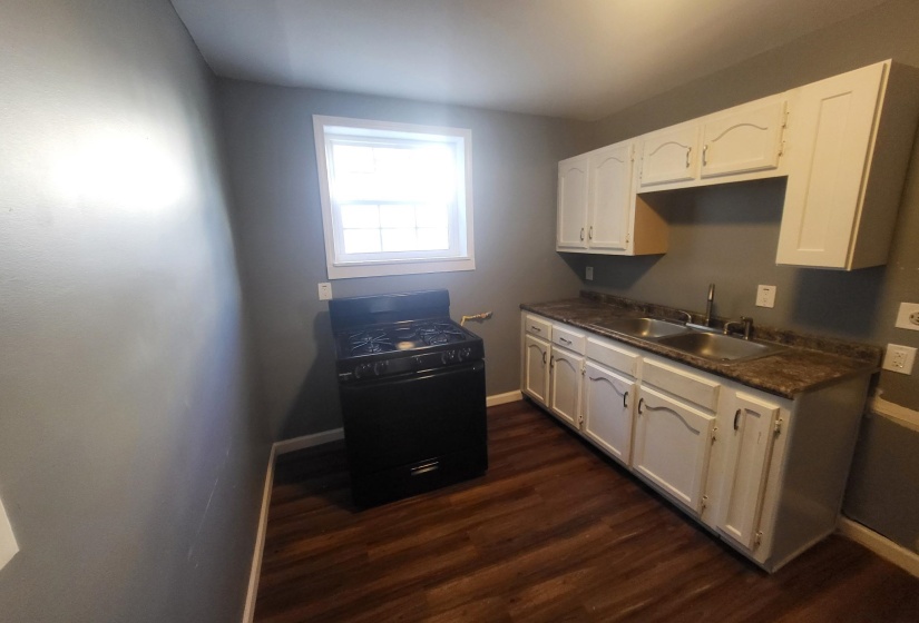 1984 DIANNE CIR, Memphis, Tennessee 38114, 2 Bedroom Bedrooms, 5 Room Rooms,1 BathroomBathrooms,Residential,For Sale,DIANNE,0,10229480