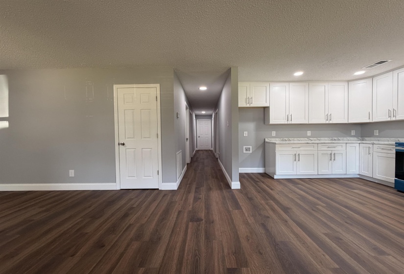 1320 HORNBROOK ST, Dyersburg, Tennessee 38024, 4 Bedroom Bedrooms, 4 Room Rooms,2 BathroomBathrooms,Residential,For Sale,HORNBROOK,0,10229481