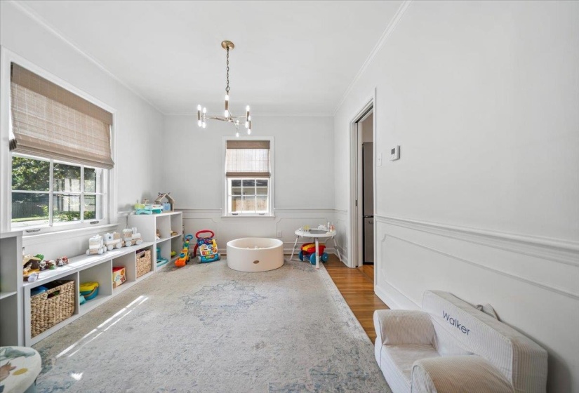 537 LEONORA DR, Memphis, Tennessee 38117, 4 Bedroom Bedrooms, 8 Room Rooms,2.1 BathroomBathrooms,Residential,For Sale,LEONORA,0,10229482