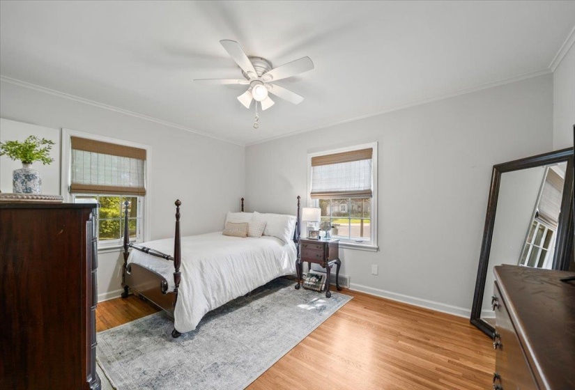537 LEONORA DR, Memphis, Tennessee 38117, 4 Bedroom Bedrooms, 8 Room Rooms,2.1 BathroomBathrooms,Residential,For Sale,LEONORA,0,10229482