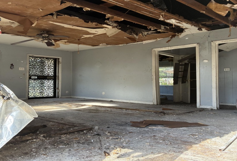 2022 HUBERT AVE, Memphis, Tennessee 38108, 3 Bedroom Bedrooms, 6 Room Rooms,1 BathroomBathrooms,Residential,For Sale,HUBERT,0,10229483