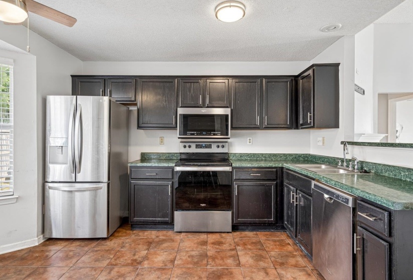 4928 PHIPPS DR, Unicorp/Memphis, Tennessee 38125, 3 Bedroom Bedrooms, 5 Room Rooms,2 BathroomBathrooms,Residential,For Sale,PHIPPS,0,10229484