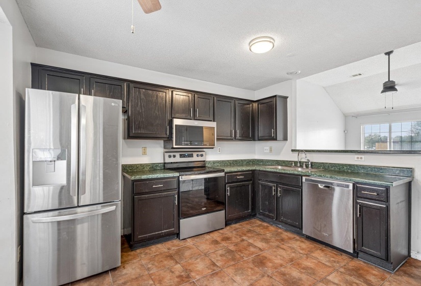 4928 PHIPPS DR, Unicorp/Memphis, Tennessee 38125, 3 Bedroom Bedrooms, 5 Room Rooms,2 BathroomBathrooms,Residential,For Sale,PHIPPS,0,10229484
