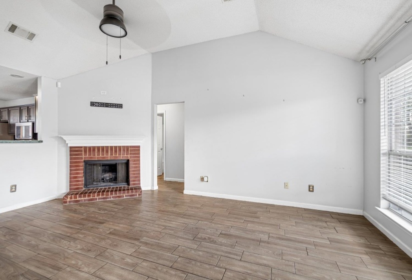 4928 PHIPPS DR, Unicorp/Memphis, Tennessee 38125, 3 Bedroom Bedrooms, 5 Room Rooms,2 BathroomBathrooms,Residential,For Sale,PHIPPS,0,10229484