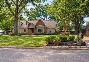 7685 MCHENRY CIR, Germantown, Tennessee 38138, 4 Bedroom Bedrooms, 9 Room Rooms,3 BathroomBathrooms,Residential,For Sale,MCHENRY,0,10229485 7685 MCHENRY CIR, Germantown, Tennessee 38138, 4 Bedroom Bedrooms, 9 Room Rooms,3 BathroomBathrooms,Residential,For Sale,MCHENRY,0,10229485