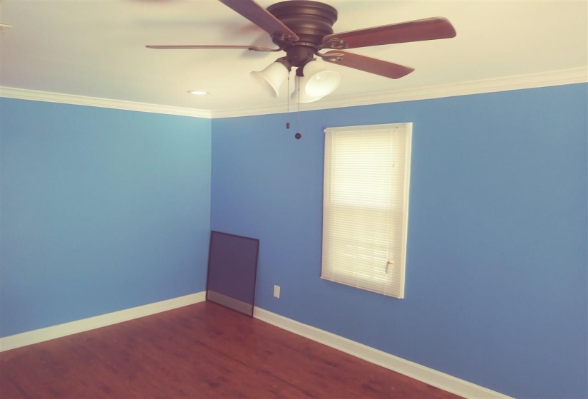 2114 LOWELL ST, Memphis, Tennessee 38114, 3 Bedroom Bedrooms, 5 Room Rooms,1 BathroomBathrooms,Residential,For Sale,LOWELL,0,10229486