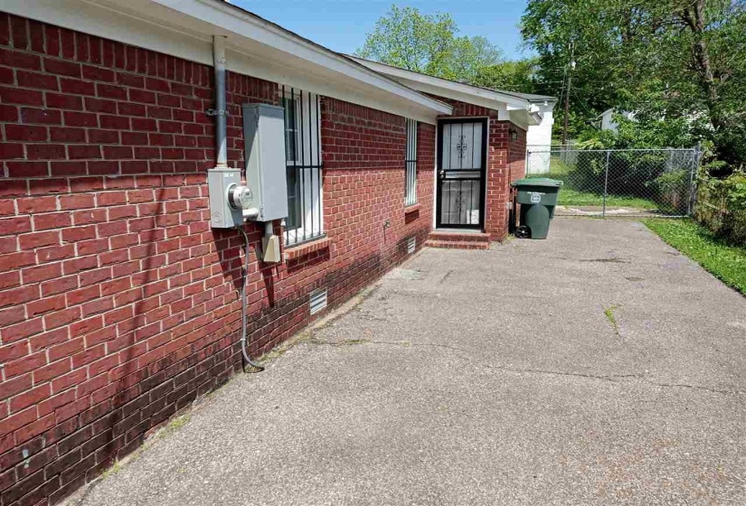 2114 LOWELL ST, Memphis, Tennessee 38114, 3 Bedroom Bedrooms, 5 Room Rooms,1 BathroomBathrooms,Residential,For Sale,LOWELL,0,10229486