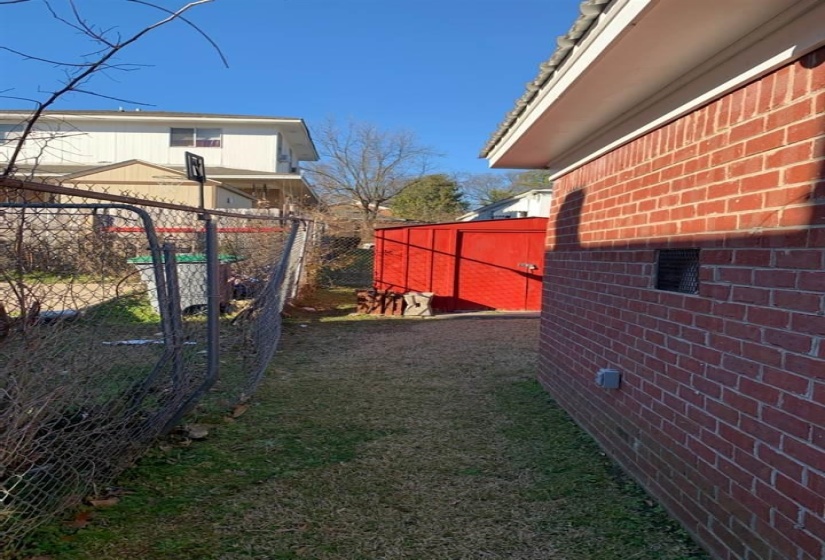 2114 LOWELL ST, Memphis, Tennessee 38114, 3 Bedroom Bedrooms, 5 Room Rooms,1 BathroomBathrooms,Residential,For Sale,LOWELL,0,10229486