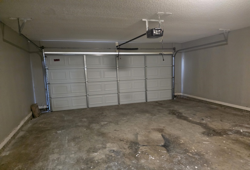 4866 ROYAL RUN DR, Memphis, Tennessee 38128-1569, 3 Bedroom Bedrooms, 7 Room Rooms,2.1 BathroomBathrooms,Rental Properties,For Sale,ROYAL RUN,0,10229526