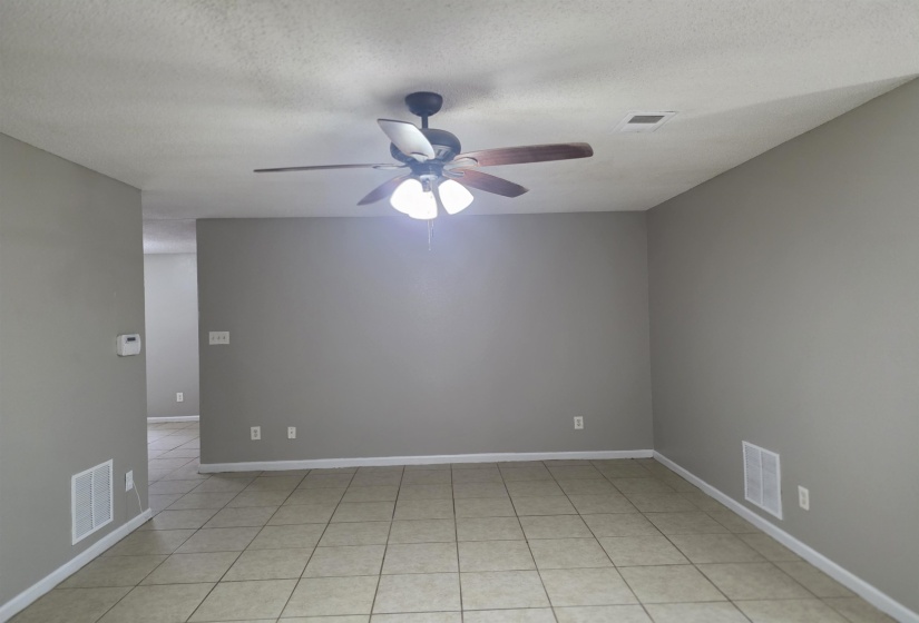4866 ROYAL RUN DR, Memphis, Tennessee 38128-1569, 3 Bedroom Bedrooms, 7 Room Rooms,2.1 BathroomBathrooms,Rental Properties,For Sale,ROYAL RUN,0,10229526