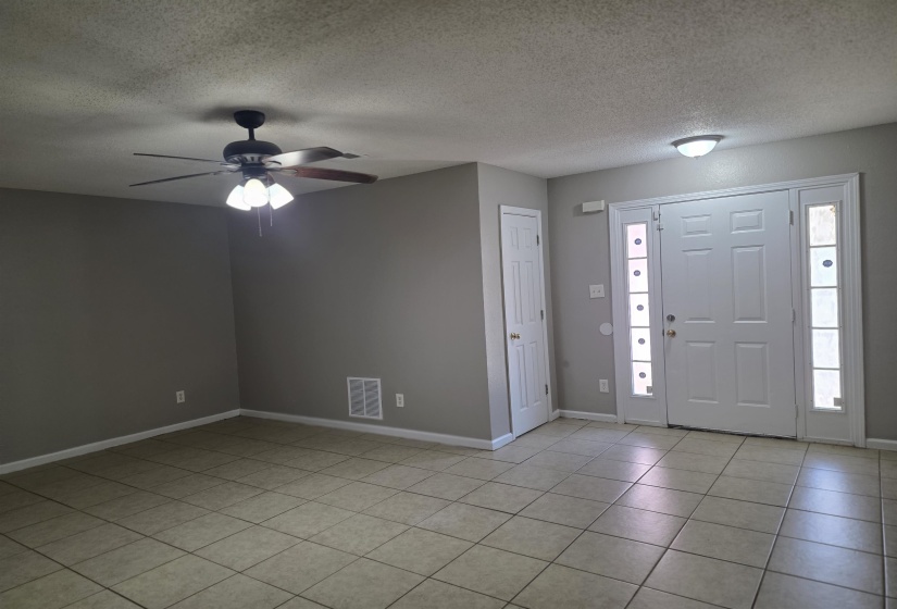4866 ROYAL RUN DR, Memphis, Tennessee 38128-1569, 3 Bedroom Bedrooms, 7 Room Rooms,2.1 BathroomBathrooms,Rental Properties,For Sale,ROYAL RUN,0,10229526